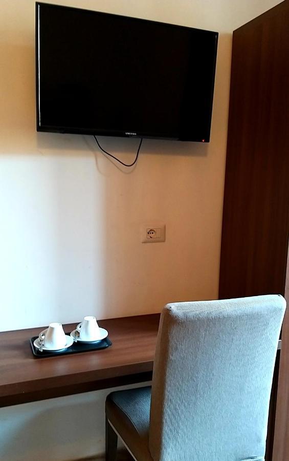 ホテル ローマ マイ ホーム B＆B エクステリア 写真